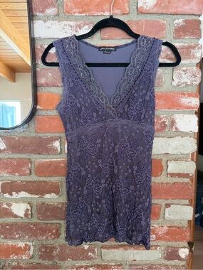 Vintage Y2K Purple Lace V-Neck Camisole